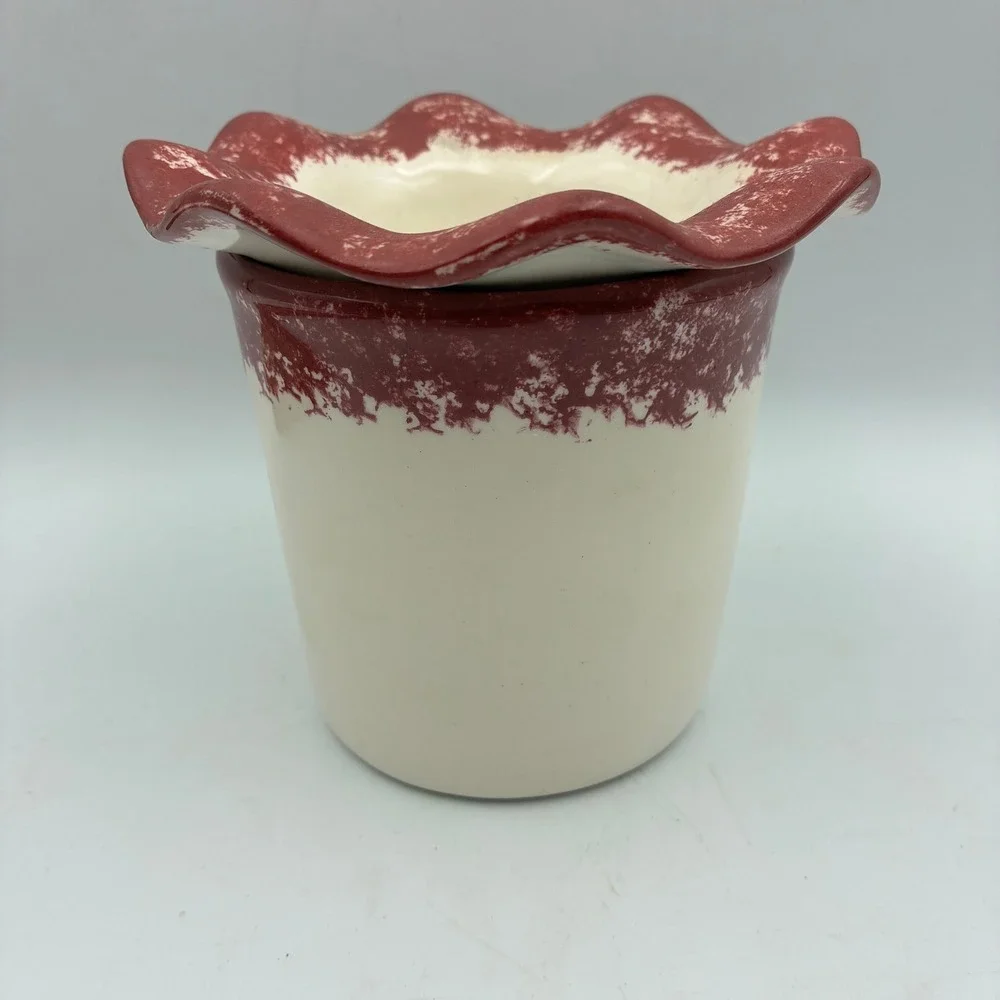 Country Farmhouse Ceramic Potpourri Dip Crock Ruffled Lid Burgundy Cream 4.5in